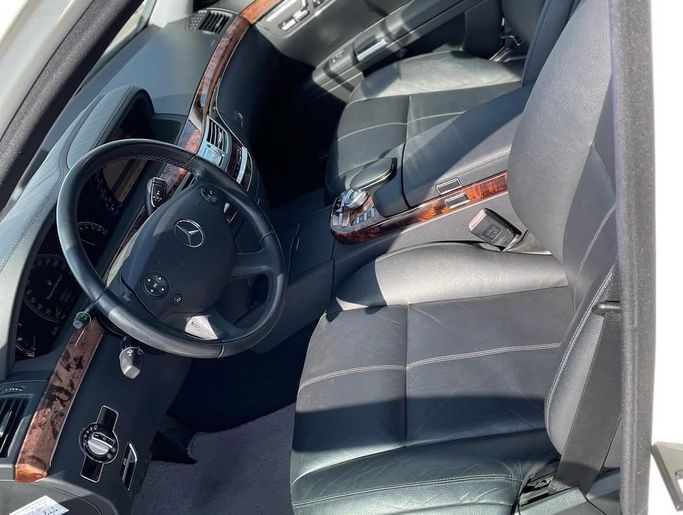 Подержанный Mercedes-Benz S-Class 350 V (W221), 3.5 л, 2008 в Дубае от Japan Motors Белый цвет. Японская | AUTO.AE