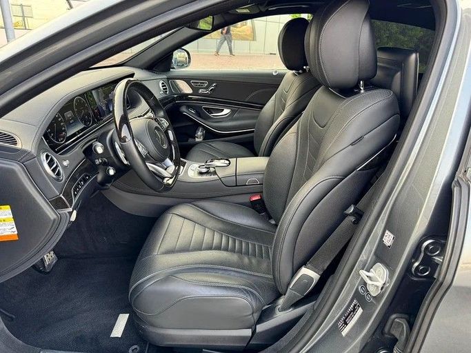 Подержанный Mercedes-Benz S-Class 550 VI (W222, C217), 4.7 л, 2016 в Дубае от Best Car Серый цвет. Японская | AUTO.AE