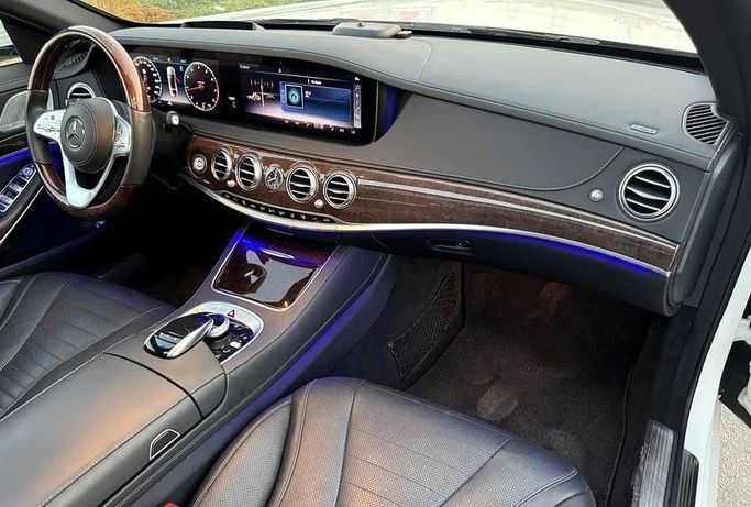 Used Mercedes-Benz S-Class 560 VI (W222, C217) Facelift, 4.0 l, 2020 in Dubai by Best Car, White color. Japanese Specs | AUTO.AE