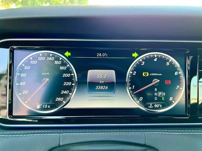 Подержанный Mercedes-Benz S-Class 550 VI (W222, C217), 4.7 л, 2016 в Дубае от Best Car Серебристый цвет. Японская | AUTO.AE