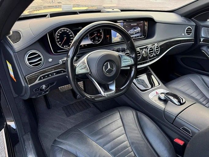 Подержанный Mercedes-Benz S-Class 550 VI (W222, C217), 4.7 л, 2016 в Дубае от Best Car Черный цвет. Японская | AUTO.AE