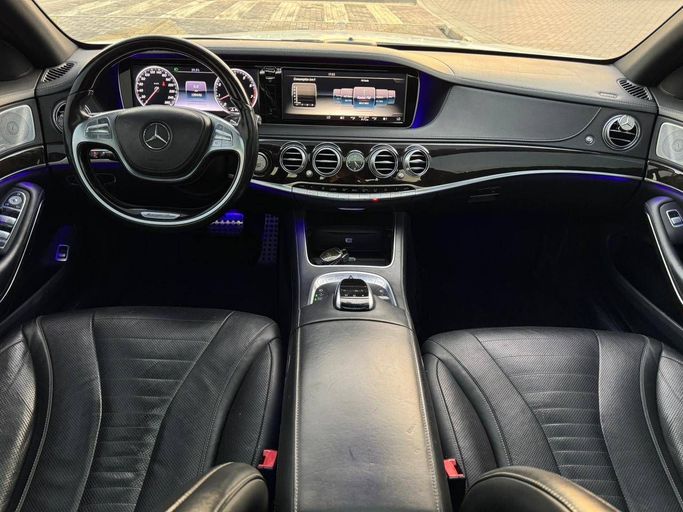 Подержанный Mercedes-Benz S-Class 550 VI (W222, C217), 4.7 л, 2015 в Дубае от Best Car Белый цвет.  | AUTO.AE