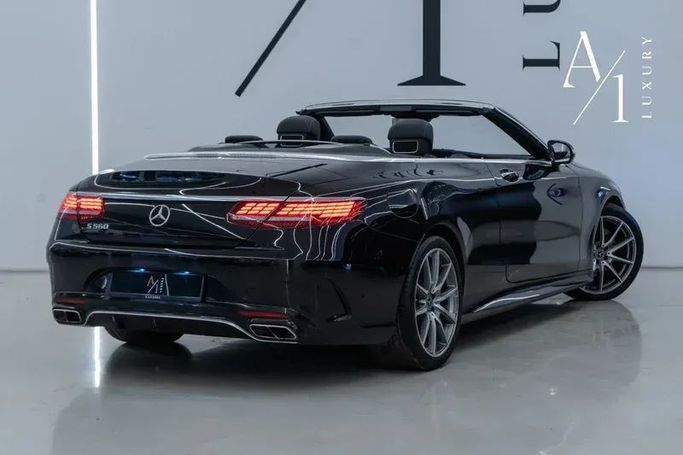 Подержанный Mercedes-Benz S-Class 560 VI (W222, C217) Рестайлинг, 4.0 л, 2018 в Дубае от A1 Luxury Motors Черный цвет. Японская | AUTO.AE
