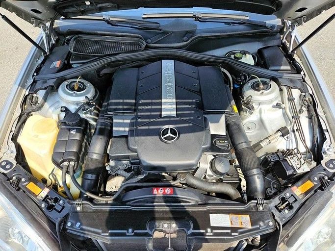 Used Mercedes-Benz S-Class 500 V (W221), 5.5 l, 2005 in Dubai by Irfan Motors, Silver color. Japanese Specs | AUTO.AE