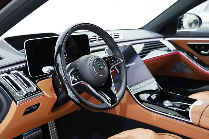 New Mercedes-Benz S-Class 500 4MATIC VII (W223), 3.0 l, 2025 in Dubai by Oscar Motors, Black color. GCC Specs | AUTO.AE