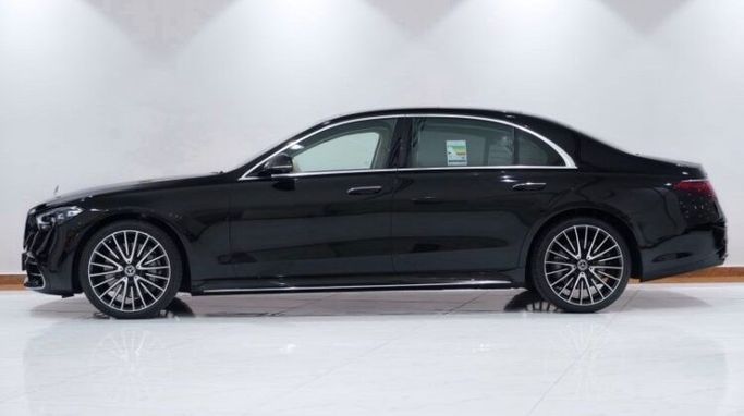 New Mercedes-Benz S-Class 500 4MATIC VII (W223), 3.0 l, 2024 in Dubai by Oscar Motors, Black color.  | AUTO.AE