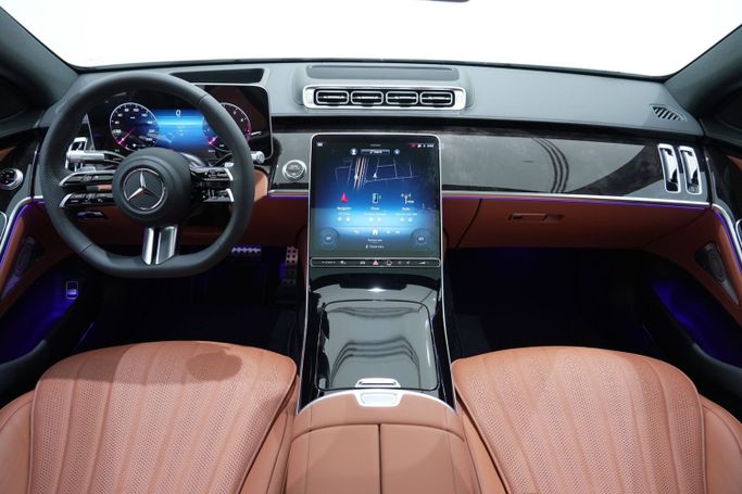 New Mercedes-Benz S-Class 500 4MATIC VII (W223), 3.0 l, 2024 in Dubai by Oscar Motors, White color. GCC Specs | AUTO.AE