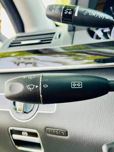 Used Mercedes-Benz S-Class 350 V (W221) Facelift, 4.7 l, 2013 in Dubai by Al Abbas Motors, White color. Japanese Specs | AUTO.AE