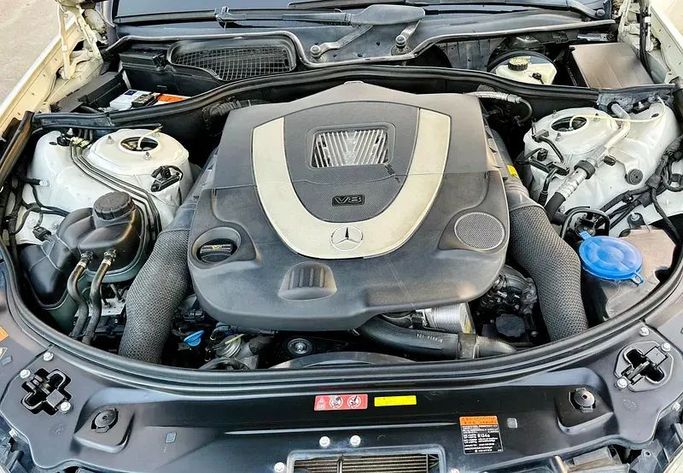 Used Mercedes-Benz S-Class 500 V (W221), 5.5 l, 2008 in Dubai by Al Abbas Motors, White color. Japanese Specs | AUTO.AE