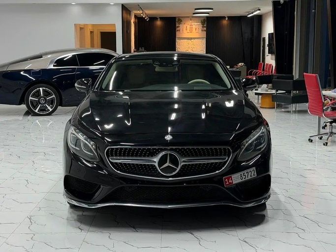 مستعملة Mercedes-Benz S-Class 500 السادس (W222، C217), 4.7 l, 2015 في في دبي من F1 Motors، اللون أسود. مواصفات الخليج | AUTO.AE
