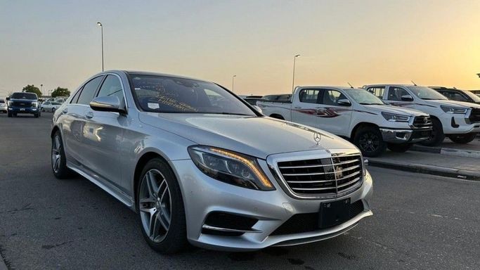 Подержанный Mercedes-Benz S-Class 400 VI (W222, C217), 3.5 л, 2017 в Дубае от Central Motors Серебристый цвет.  | AUTO.AE