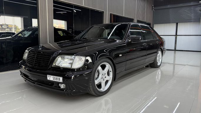 Подержанный Mercedes-Benz S-Class 500 III (W140) Рестайлинг, 5.0 л, 1998 в Дубае от SVOI Черный цвет. Японская | AUTO.AE