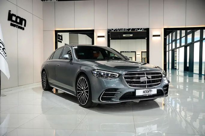 Used Mercedes-Benz S-Class 500 4MATIC VII (W223), 3.0 l, 2024 in Dubai by Icon Motors, Grey color. GCC Specs | AUTO.AE | Listing #258123