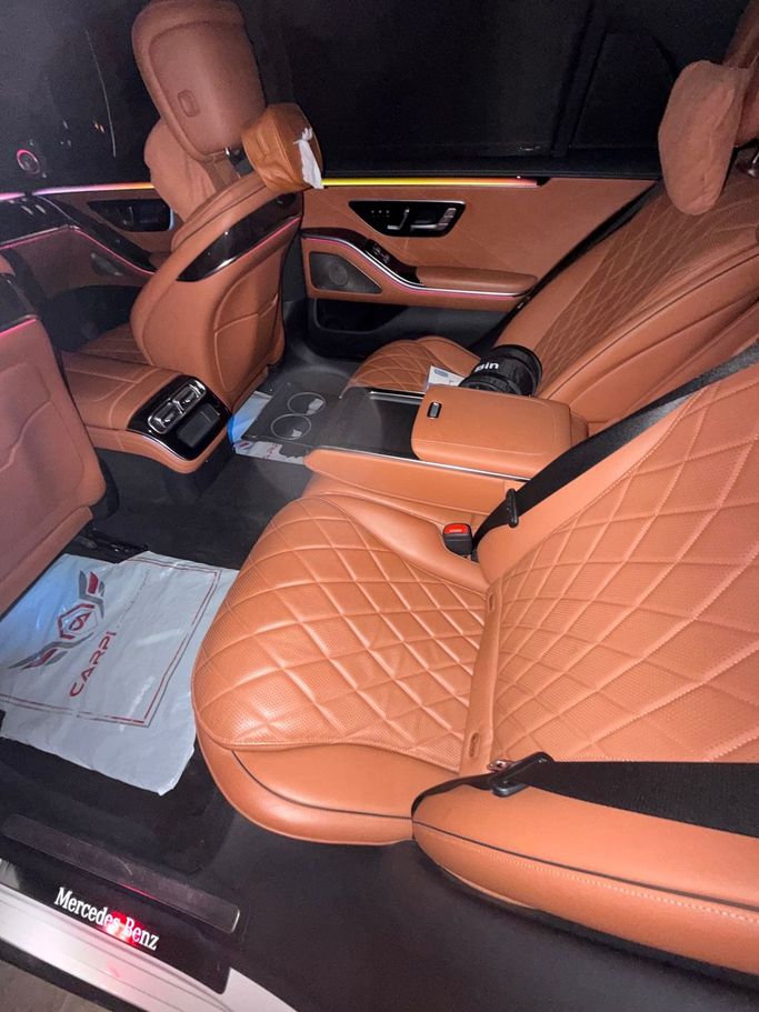 Подержанный Mercedes-Benz S-Class 580 4MATIC VII (W223), 4.0 л, 2021 в Дубае Белый цвет. Американская | AUTO.AE | Объявление #258281