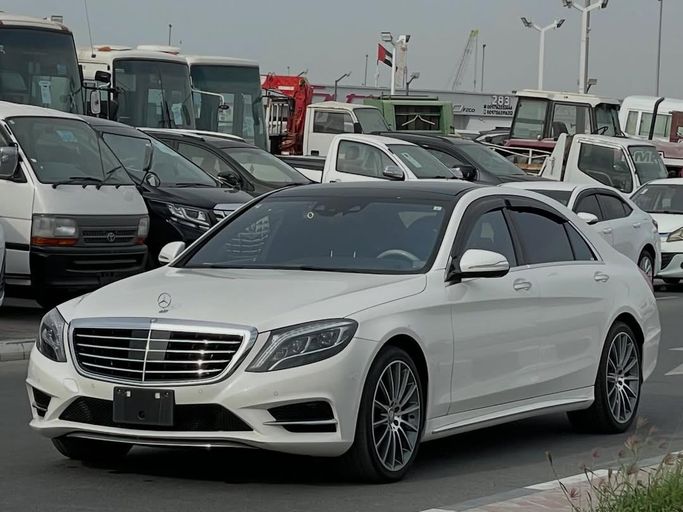 Used Mercedes-Benz S-Class 500 VI (W222, C217), 4.7 l, 2015 in Dubai by Japan Motors, White color. Japanese Specs | AUTO.AE | Listing #262195