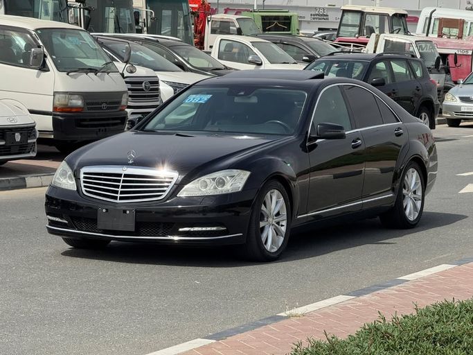 Used Mercedes-Benz S-Class 350 V (W221) Facelift, 3.5 l, 2011 in UAE, Dubai by Saeed Auto, Black color. Japanese Specs | AUTO.AE | Listing #280480
