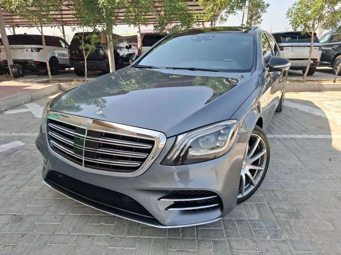 مستعملة ⁦Mercedes-Benz S-Class 350 d Long فيس ليفت السادس (W222، C217)، 2.9 l، 2017⁩ في في الإمارات, دبي من Barkat Alrahmen Motors، اللون رمادي. المواصفات الكورية | AUTO.AE | إعلان #290610