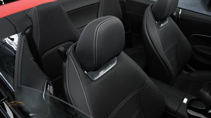 Новый Mercedes-Benz SL-Class AMG 43 AMG IV (R232), 2.0 л, 2022 в Дубае от Pearl Motors Серый цвет. Европейская | AUTO.AE