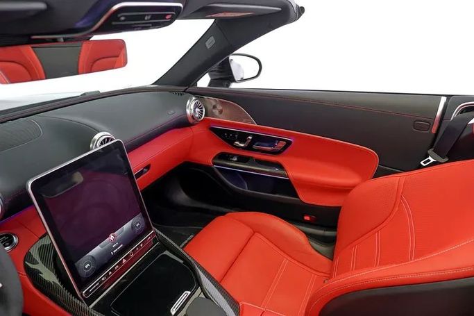 Подержанный Mercedes-Benz SL-Class AMG 43 AMG IV (R232), 2.0 л, 2022 в Дубае от Exotic Cars Серый цвет. Other | AUTO.AE