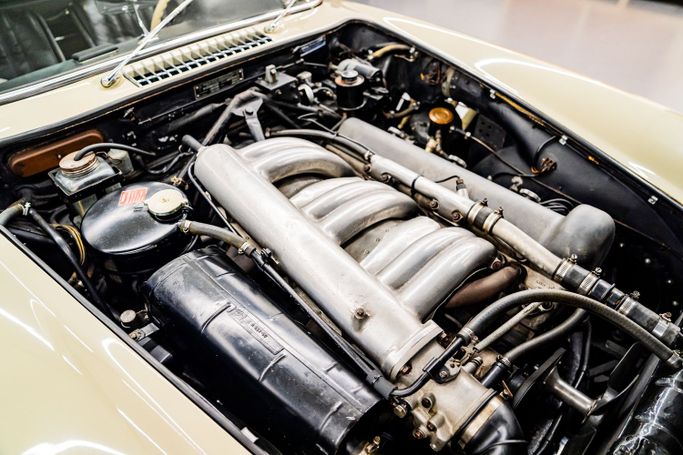 Used Mercedes-Benz SL-Class 300 W198, 3.0 l, 1955 in Dubai, Beige color. European Specs | AUTO.AE