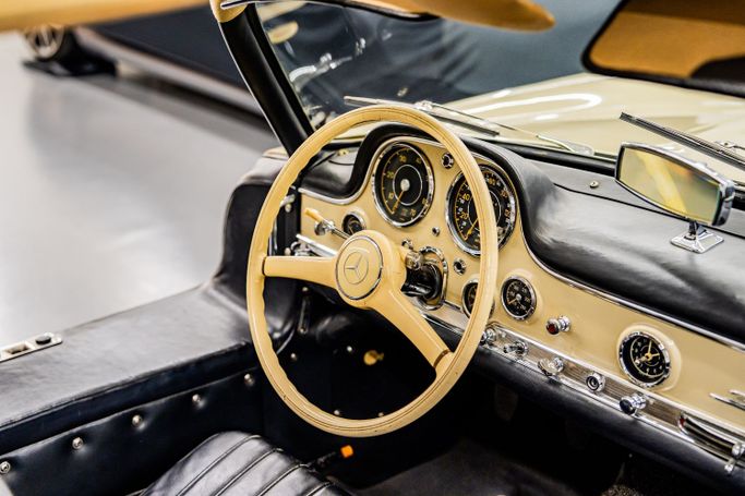 Used Mercedes-Benz SL-Class 300 W198, 3.0 l, 1955 in Dubai, Beige color. European Specs | AUTO.AE