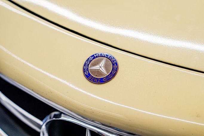 Used Mercedes-Benz SL-Class 300 W198, 3.0 l, 1955 in Dubai, Beige color. European Specs | AUTO.AE