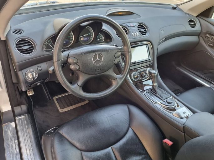 Used Mercedes-Benz SL-Class 350 V (R230) Facelift, 3.5 l, 2007 in Dubai by Saeed Auto, Grey color. Japanese Specs | AUTO.AE