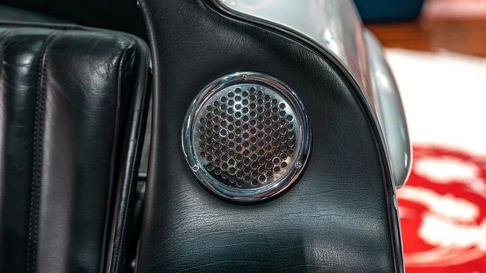 Подержанный Mercedes-Benz SL-Class 300 W198, 3.0 л, 1954 в Дубае от 8 Ba Motors Серебристый цвет. GCC | AUTO.AE
