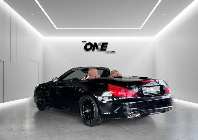 Used Mercedes-Benz SL-Class 450 VI (R231) Facelift, 3.0 l, 2020 in Dubai by The One Motors, Black color. American Specs | AUTO.AE