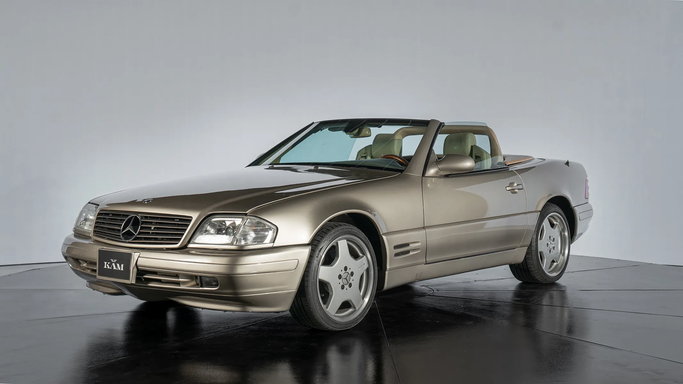 Подержанный Mercedes-Benz SL-Class 500/550 IV (R129) Рестайлинг 2, 5.0 л, 1999 в Дубае от KAM CAR VINTAGE Бежевый цвет. Other | AUTO.AE