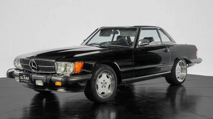 Подержанный Mercedes-Benz SL-Class 560 SL III (R107, C107), 5.6 л, 1986 в Дубае от KAM CAR VINTAGE Черный цвет.  | AUTO.AE