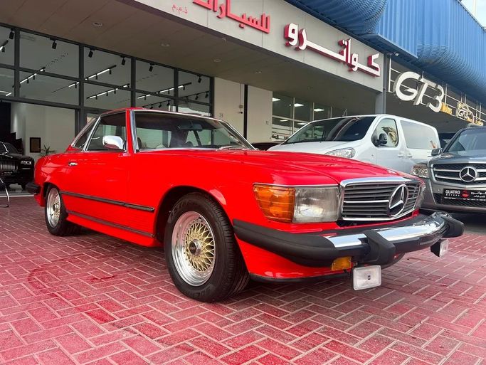 Used Mercedes-Benz SL-Class 450 III (R107, C107), 4.5 l, 1975 in Dubai by Quatro Motors, Red color. American Specs | AUTO.AE | Listing #270774