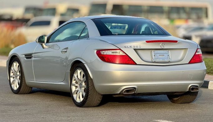 Used Mercedes-Benz SLK-Class 350 III (R172), 3.5 l, 2012 in Dubai by Saeed Auto, Grey color. Japanese Specs | AUTO.AE