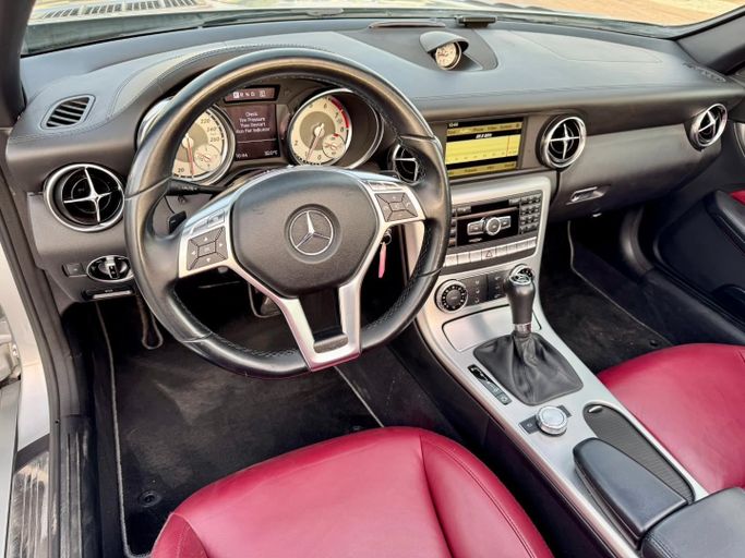 Used Mercedes-Benz SLK-Class 350 III (R172), 3.5 l, 2012 in Dubai by Saeed Auto, Grey color. Japanese Specs | AUTO.AE