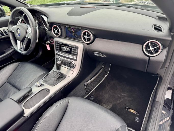 Used Mercedes-Benz SLK-Class 350 III (R172), 3.5 l, 2012 in Dubai by Saeed Auto, Black color. Japanese Specs | AUTO.AE