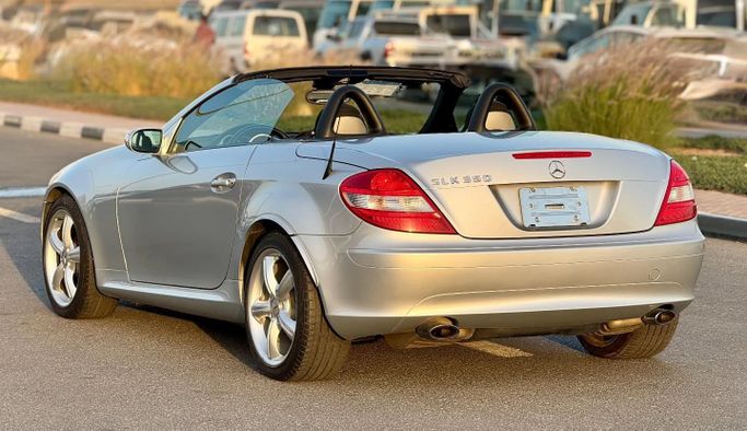 Used Mercedes-Benz SLK-Class 350 II (R171), 3.5 l, 2006 in Dubai by Saeed Auto, Silver color. Japanese Specs | AUTO.AE