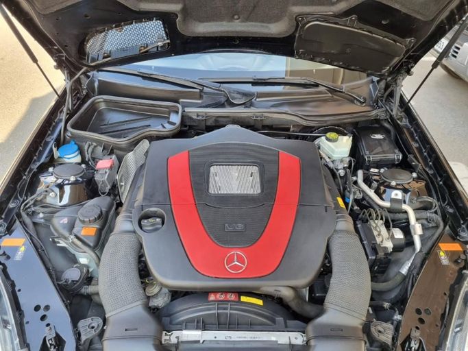 Used Mercedes-Benz SLK-Class 350 III (R172), 3.5 l, 2011 in Dubai by Saeed Auto, Black color. Japanese Specs | AUTO.AE