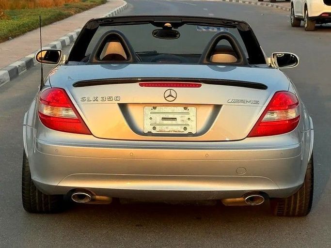 Подержанный Mercedes-Benz SLK-Class 350 II (R171), 3.5 л, 2005 в Дубае от Best Car Серебристый цвет. Японская | AUTO.AE