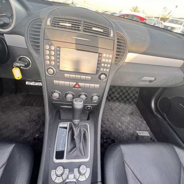Used Mercedes-Benz SLK-Class 350 II (R171), 3.5 l, 2006 in Dubai by New NS Motors, Silver color. Japanese Specs | AUTO.AE