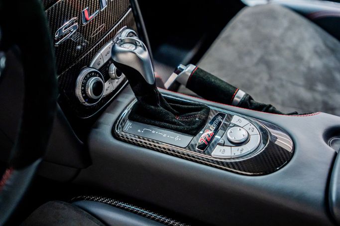 New Mercedes-Benz SLR McLaren 722, 5.4 l, 2007 in Dubai, Silver color. European Specs | AUTO.AE