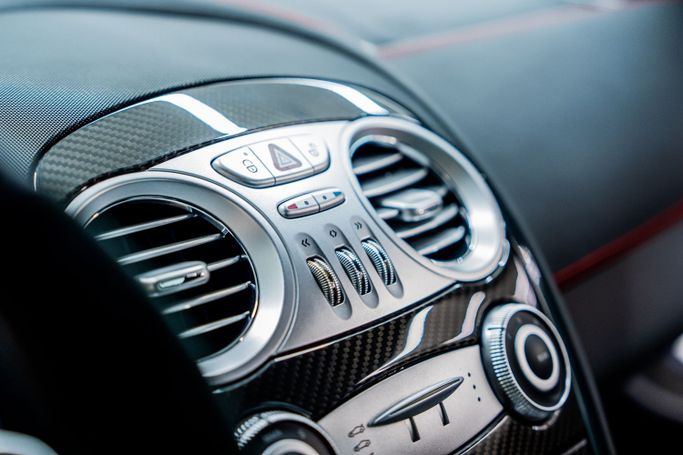 New Mercedes-Benz SLR McLaren 722, 5.4 l, 2007 in Dubai, Silver color. European Specs | AUTO.AE