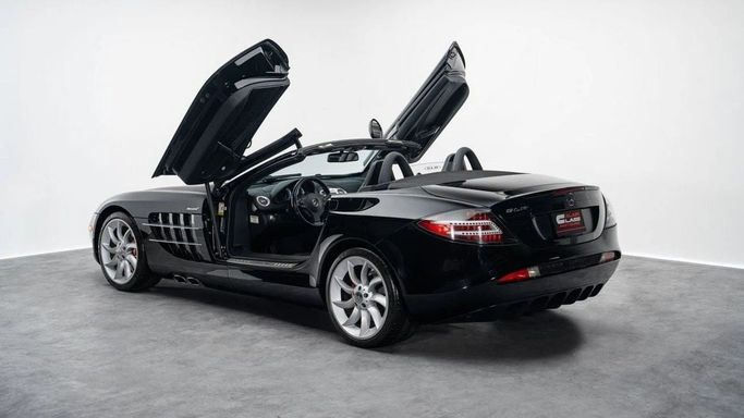 Used Mercedes-Benz SLR McLaren  , 5.4 l, 2008 in Dubai by Al Ain Class Motors, Black color. American Specs | AUTO.AE
