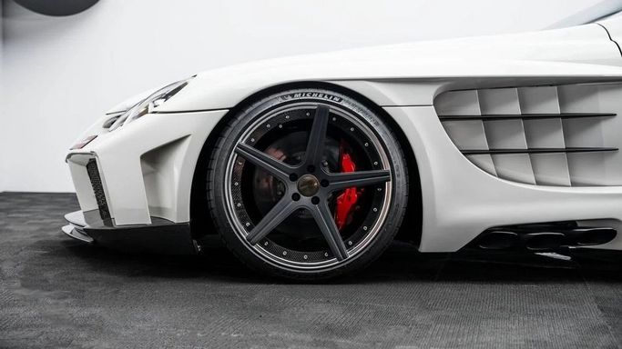 Used Mercedes-Benz SLR McLaren  , 5.4 l, 2006 in Dubai by Al Ain Class Motors, White color. GCC Specs | AUTO.AE