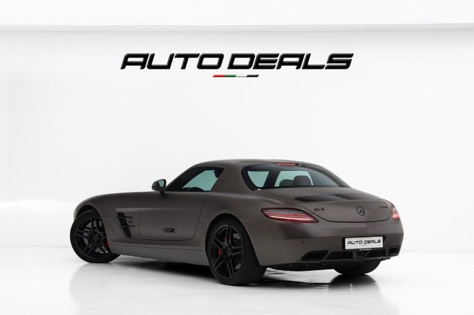 Подержанный Mercedes-Benz SLS AMG, 6.2 л, 2011 в Дубае от AUTO DEALS Серый цвет. GCC | AUTO.AE