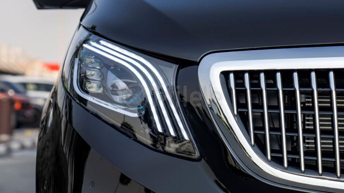 Новый Mercedes-Benz V-Class 250 III (W447) Рестайлинг 2, 1.9 л, 2023 в Дубае от Milele Черный цвет. Other | AUTO.AE