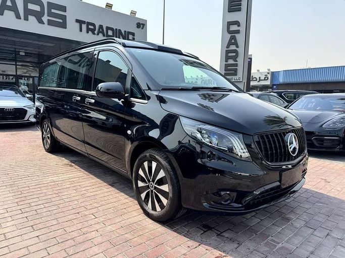Подержанный Mercedes-Benz V-Class 300 III (W447) Рестайлинг 2, 2.0 л, 2024 в Дубае от Nice Cars Motos Черный цвет. Other | AUTO.AE