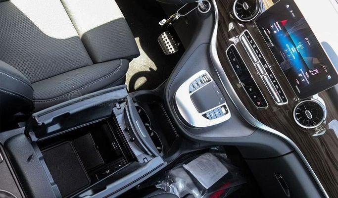 New Mercedes-Benz V-Class 300 III (W447) Facelift 2, 1.9 l, 2023 in Dubai by Segrex Auto, Black color. European Specs | AUTO.AE