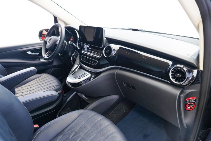 Used Mercedes-Benz V-Class 250 III (W447) Facelift 2, 1.9 l, 2023 in Dubai by Exotic Cars, Black color. GCC Specs | AUTO.AE