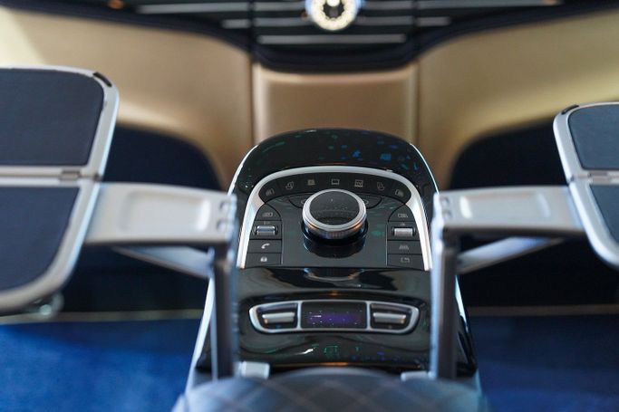 Used Mercedes-Benz V-Class 250 III (W447) Facelift 2, 1.9 l, 2023 in Dubai by Exotic Cars, Black color. GCC Specs | AUTO.AE