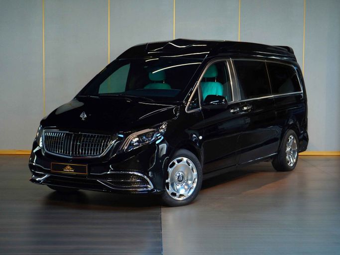 Подержанный Mercedes-Benz V-Class 250 III (W447), 2.0 л, 2019 в Дубае от BARUGZAI MOTORS Черный цвет. Other | AUTO.AE